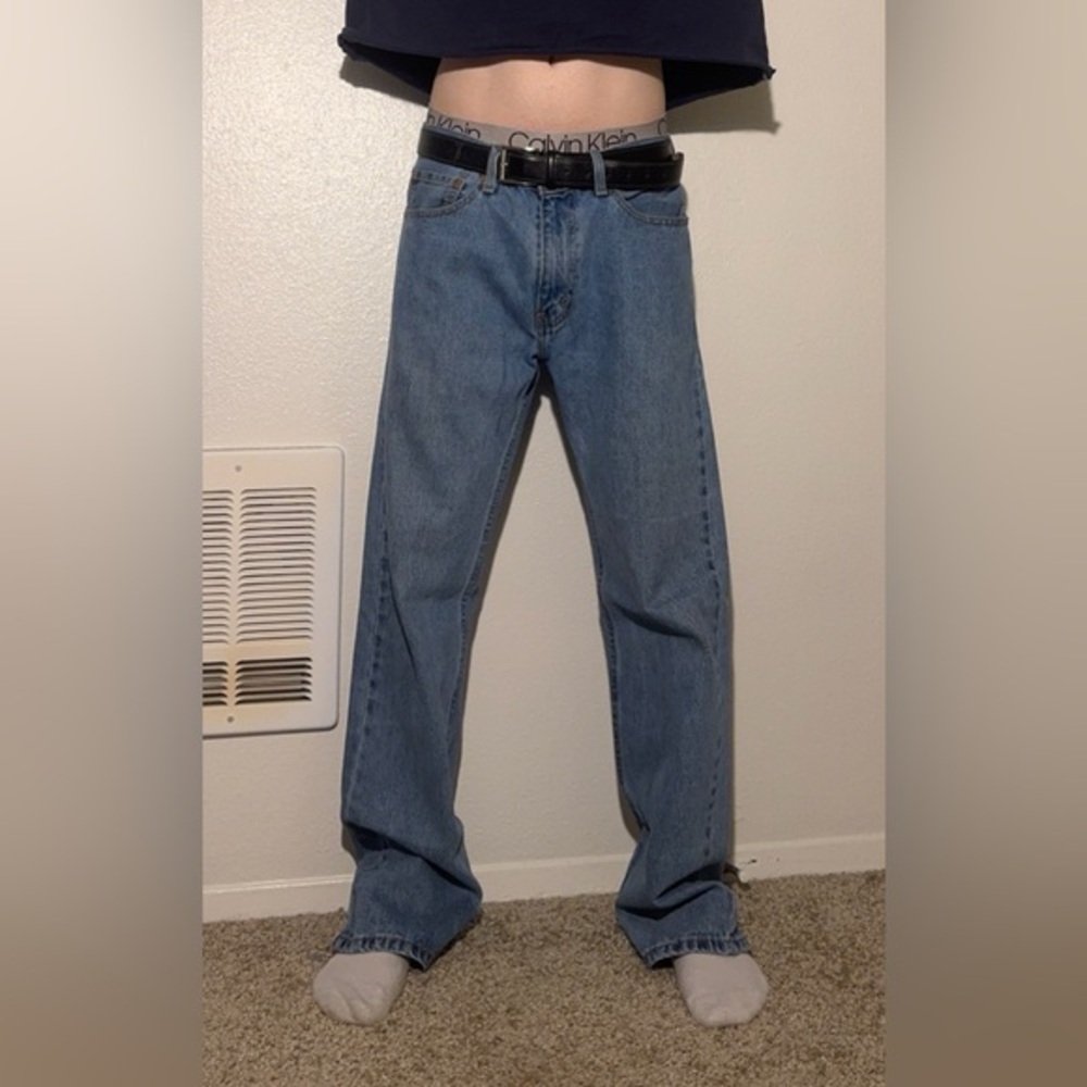 Levi's Men's Straight Jeans in Medium Blue Denim